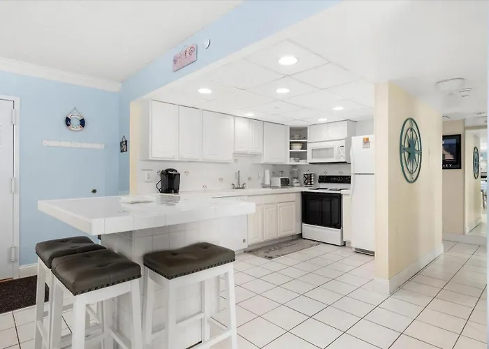 Fantastic Ocean Views From 2 Bedroom Quay With Outdoor & Indoor Pool! Ocean Stadt
