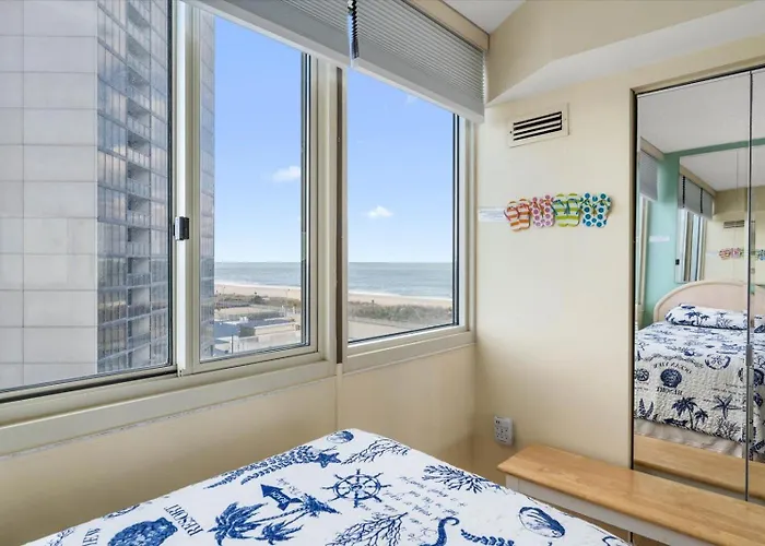 Fantastic Ocean Views From 2 Bedroom Quay With Outdoor & Indoor Pool! * Ocean Stadt