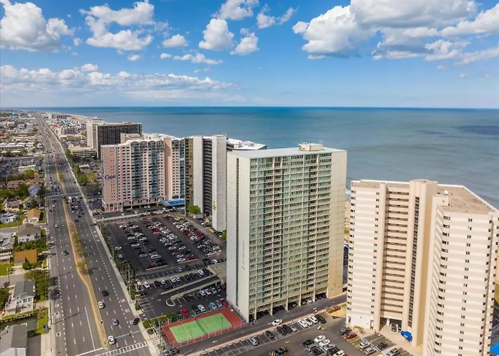 Ferienhaus Fantastic Ocean Views From 2 Bedroom Quay With Outdoor & Indoor Pool!
