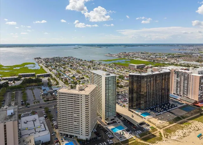 Fantastic Ocean Views From 2 Bedroom Quay With Outdoor & Indoor Pool! Ferienhaus Ocean Stadt